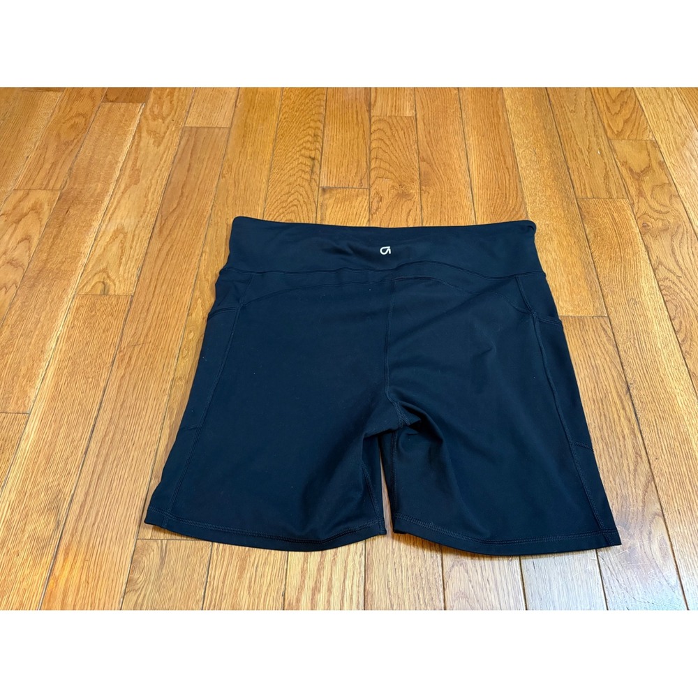 GapFit Womens size XL  Black Compression Biker sporty Shorts High Rise‎ Pocket